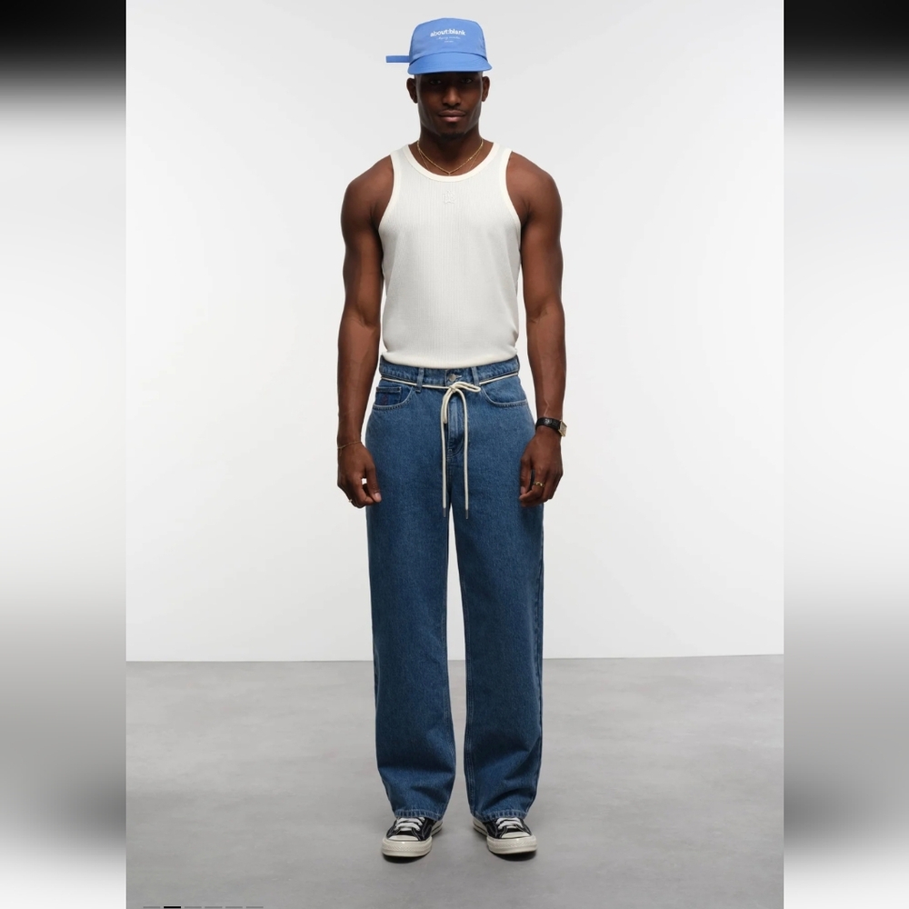 NWT About:Blank Men's Mid Wash Straight Denim Jeans, Size M